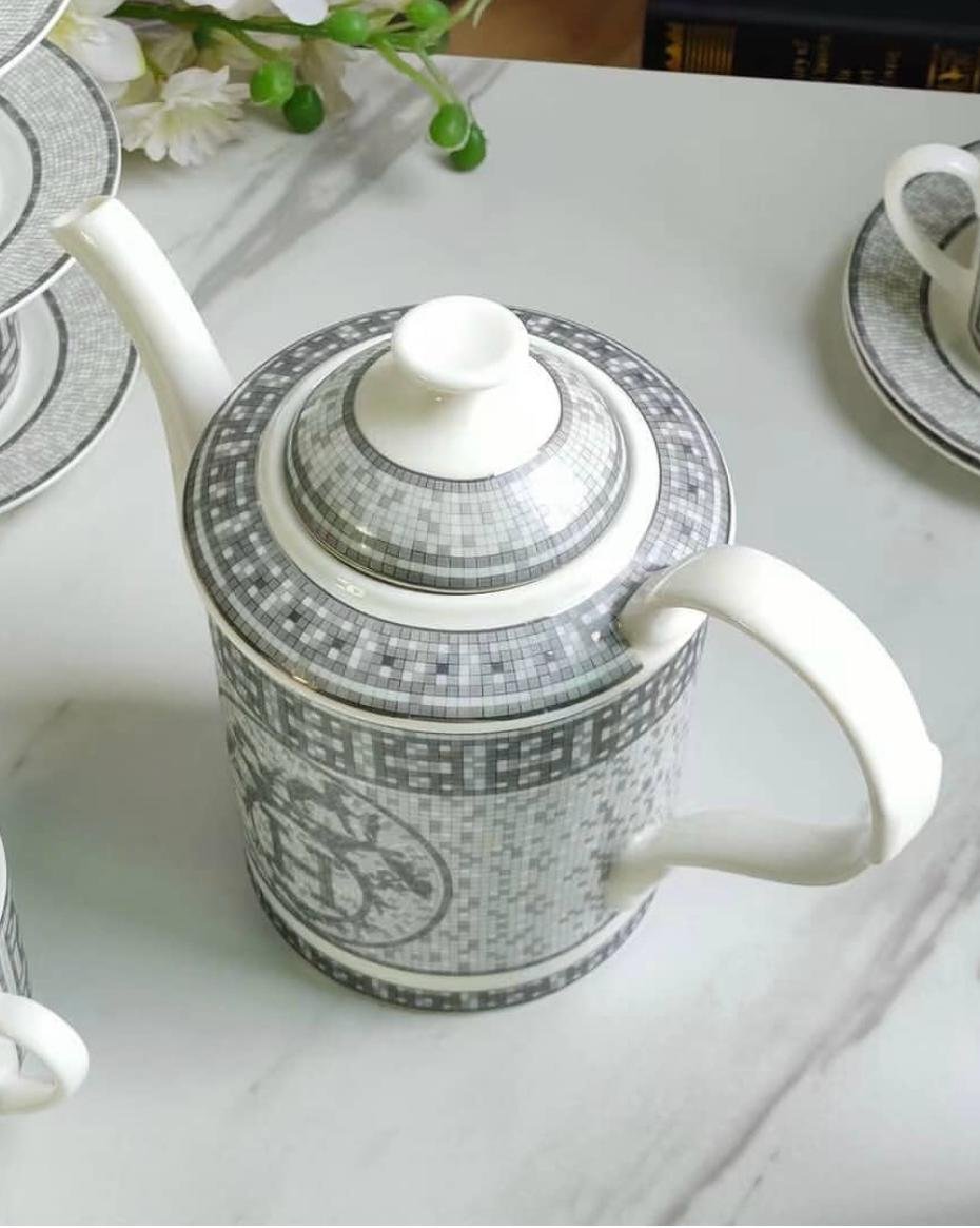 Hermes Tea pot Silver